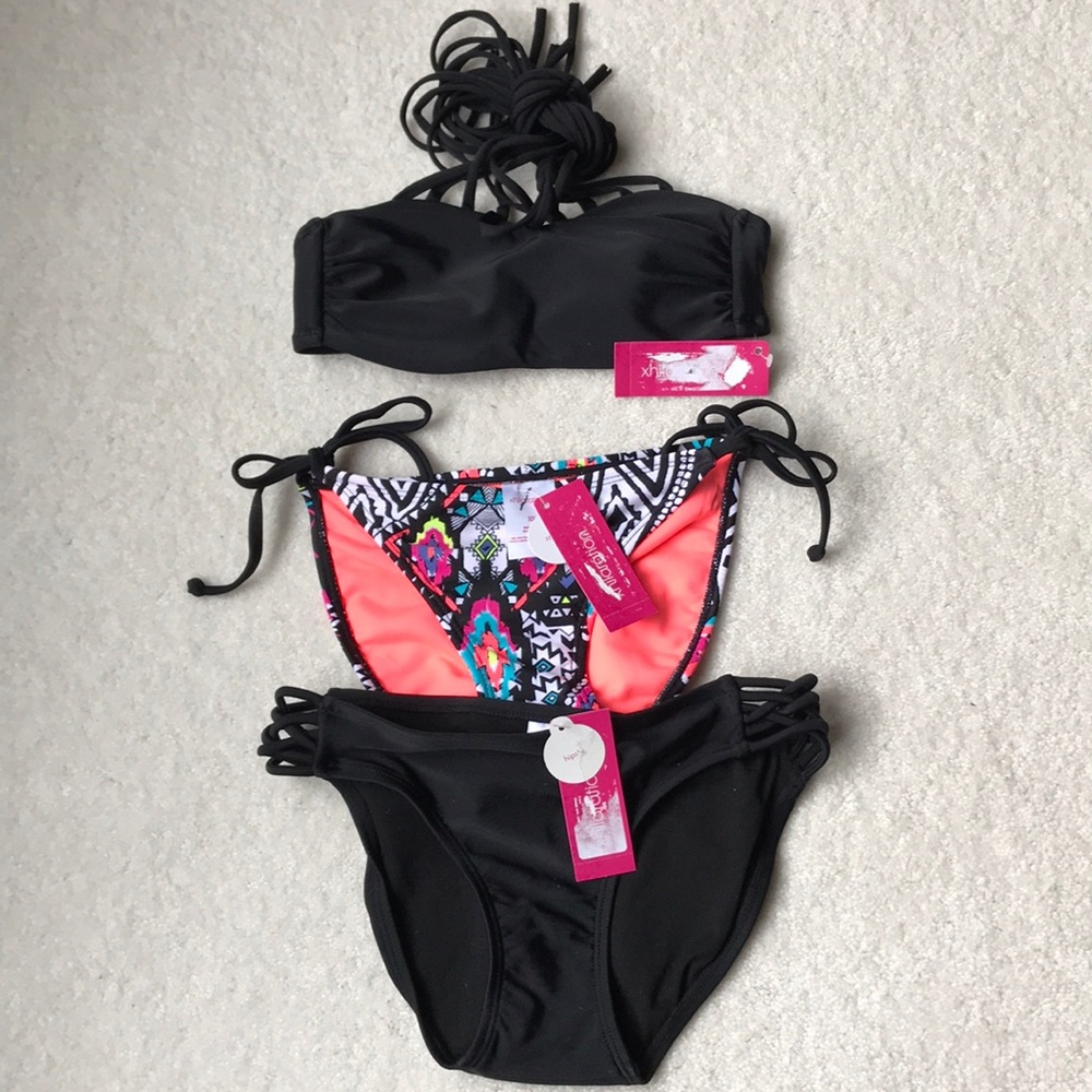 NWT Xhilaration 3 piece bikini-2 bottoms, 1 Top